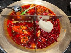 红汤锅底-周师兄大刀腰片火锅(洪崖洞旗舰店)