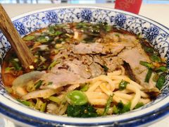 牛骨清汤牛肉面-白金成(珠江路店)