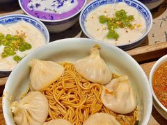 -蟹上黄·蟹黄面·江南糖水(人民广场店)
