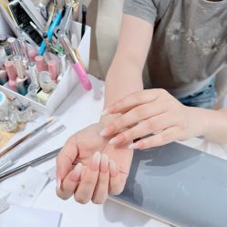 -UGIRL有个美甲
