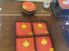 -老铺黄金(工美大厦店)