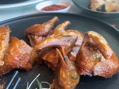 烤乳鸽-深圳美高梅酒店-品聚嘉府中餐厅