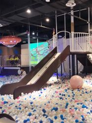 -塔塔王国·主题儿童游乐园(奥城商业广场店)