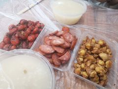 香肠-蓝精灵饺子店