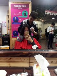 -镁连社·美联社