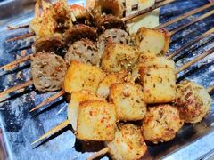 -马路牙子烧烤音乐酒馆(望京店)