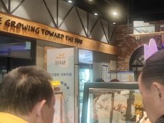 -皇冠幸福里动物奶油生日蛋糕(万达店)