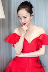 -艾朵婚纱