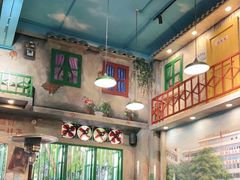 大堂-马路边边麻辣烫联盟路店