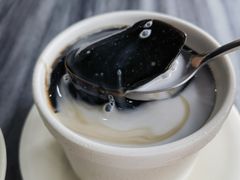 龟苓膏-黄师奶甜品店