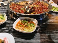 -老船舫·现做活鲜鱼馆(东郊记忆店)