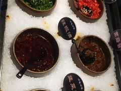 -呷哺呷哺(黄骅华贸商业广场店)