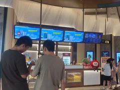 -英皇电影城(平安金融中心IMAX激光店)