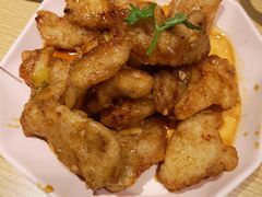 锅包肉-街角等你.大连海鲜烧烤(西安路店)