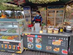 -冰冰龙虾·江湖菜·花园江景餐厅