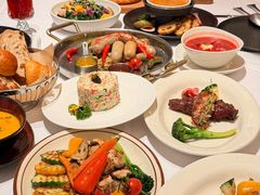 -马克西姆俄罗斯餐厅(通亚街店)