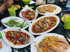 -小海豚•老字号海鲜餐厅(天涯店)