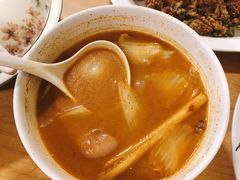 冬阴功汤-ZF Seafood Restaurant 卓峰海鲜餐