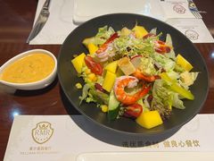 鲜虾芒果杂锦沙律-RELLMAN莱尔曼扒房(黄埔店)