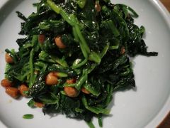 果仁菠菜-十六中酱肉·烧烤·京菜小馆(五方桥旗舰店)