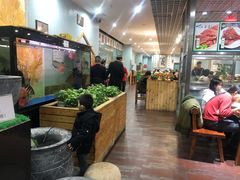 大堂-大草原清真饭庄(沙河店)