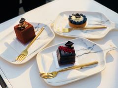 -UNI UNI(环亚凯瑟琳店)