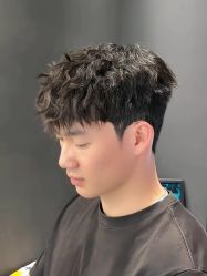 -尤司男士国潮理发馆