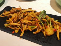 -荟廷·晶萃(陆家嘴尚悦湾店)