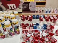 -m豆巧克力世界(上海世茂广场店)