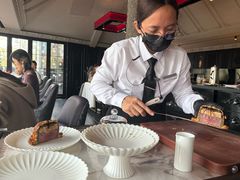 -弦月窗LUNETTE BY AMANDA(复兴路店)