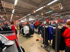 -NIKE上海青浦优选体验店