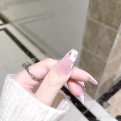 -初心纹眉洗眉·美睫专业店