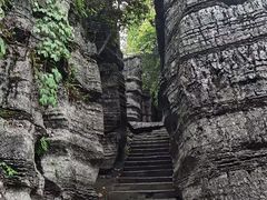 -梭布垭石林景区