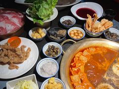 -九鼎轩脆毛肚火锅(南京东路店)
