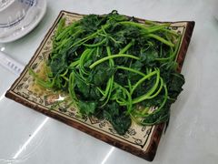 -范饭椰林川湘味海鲜·椰子鸡(三亚湾椰梦长廊店)