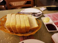 槽子面包切片-华梅西餐厅(哈尔滨中央大街店)
