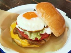 碳烤猪排三明治-MIKAKU(万达广场上海宝山店)