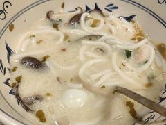 -雀舞云南菜(天津天河城购物中心店)