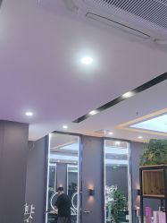 -藤野造型烫染·漂发