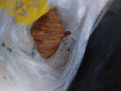 椰奶牛角-味多美蛋糕(看丹桥店)