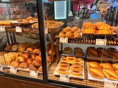 -CARINO BAKERY&CAFE(人广来福士店)