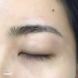 -一个差评成就的纹眉店