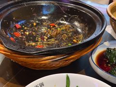 -富正毅三下锅·湘西韵味(天门山索道店)