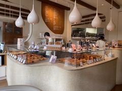-VERIE BAKEHOUSE