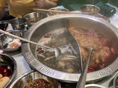 -憨铁匠老火锅(龙岗万科里店)