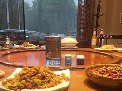 -老码头黑皮肘子锅包肉(赣水路店)