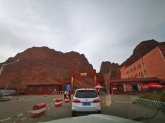 -天山神秘大峡谷