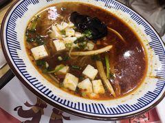 -姑娘手肉夹馍·凉皮·粉面(双塘路店)