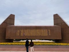 -上海市龙华烈士陵园