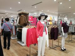 -优衣库(郑州丹尼斯大卫城店)